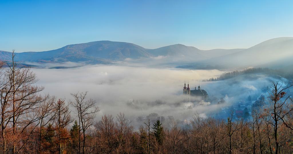 Klaster Hejnice - Vzdelavaci, Konferencni A Poutni Dum Экстерьер фото